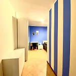 アパート Hh Hermoso Housing Serravalle *