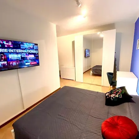 アパート Hh Hermoso Housing Serravalle