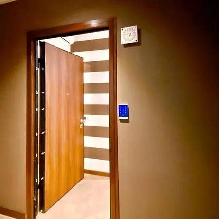 Hh Hermoso Housing Serravalle *