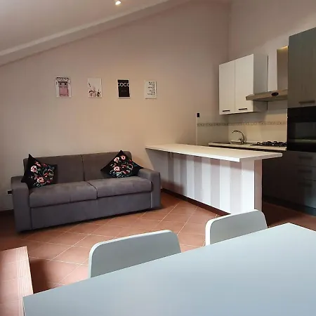 Hh Hermoso Housing Serravalle アパート *