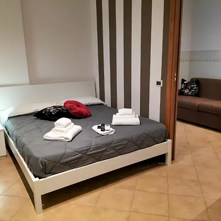 Hh Hermoso Housing Serravalle *