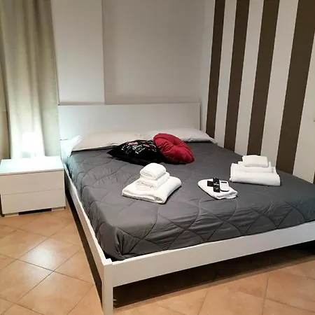 Appartement Hh Hermoso Housing Serravalle *